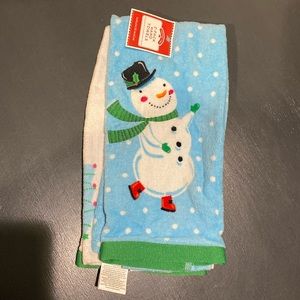 2 pack Holiday Hand Towels - Snowman & Trees
